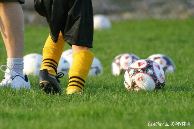 弗兰：苏亚雷斯有可能重返国家队，巴尔韦德和阿劳霍都是伟大球员